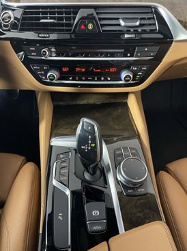 Used 2018 BMW 540i xDrive image 28