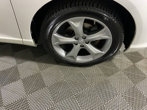 Used 2015 Toyota Venza XLE image 20