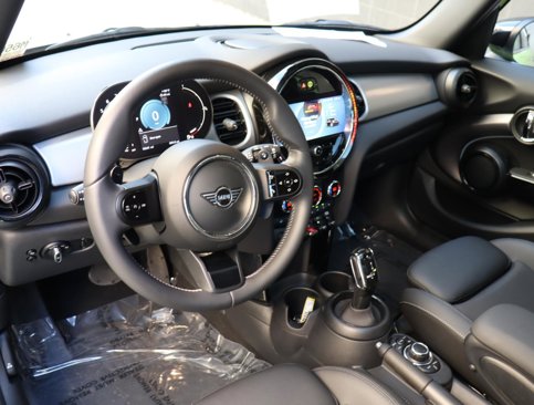 Used 2023 MINI Cooper S image 15