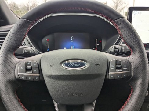 New 2025 Ford Escape ST-Line w/ Tech Pack #1 image 32