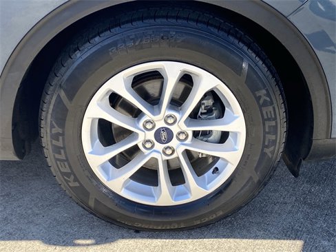 Used 2020 Ford Escape SE image 25