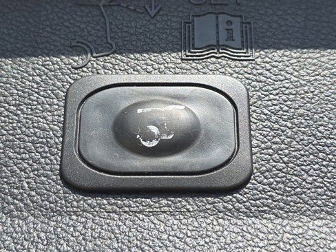Used 2019 Ford Escape SEL image 12