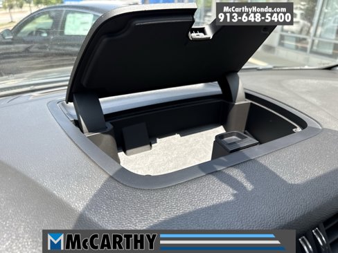 Used 2015 Chevrolet Traverse LT w/ Style and Technology Package image 24