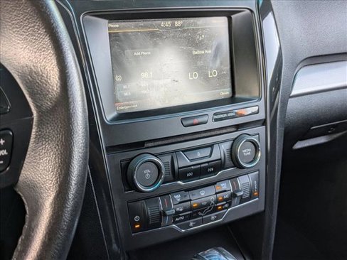 Used 2016 Ford Explorer XLT w/ Equipment Group 201A image 15
