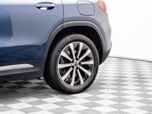 Certified 2021 Mercedes-Benz GLA 250 4MATIC image 30