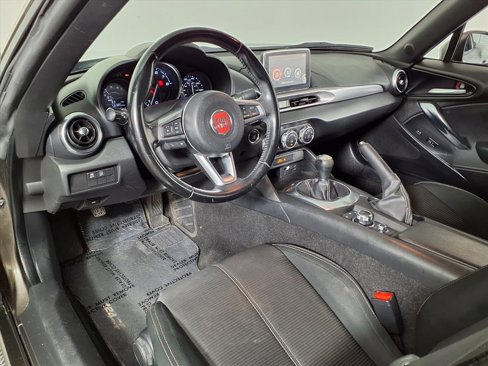Used 2018 FIAT 124 Spider Classica w/ Technology Group image 13