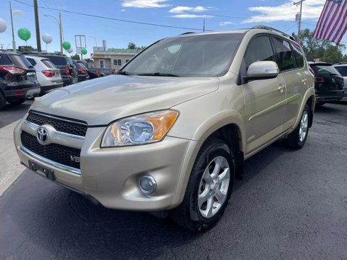 Used 2012 Toyota RAV4 Limited image 3
