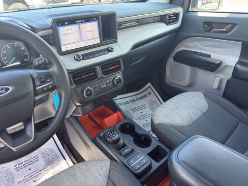 Used 2022 Ford Maverick XLT image 11