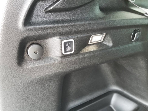 Certified 2022 Jeep Grand Cherokee L Laredo image 24