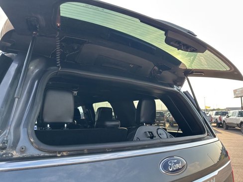 Used 2021 Ford Expedition XLT image 39