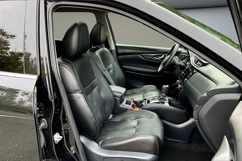 Used 2019 Nissan Rogue SL w/ Premium Package image 26