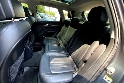 Used 2020 Audi Q5 2.0T Premium image 19