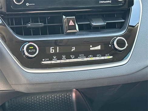 Used 2022 Toyota Corolla LE image 21