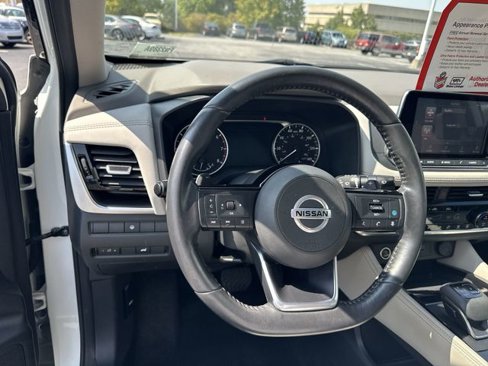 Used 2021 Nissan Rogue SL image 18