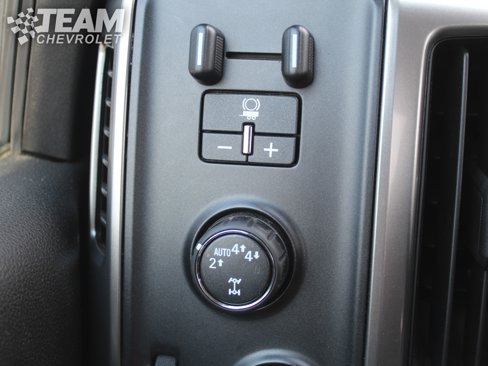 Used 2017 Chevrolet Silverado 1500 LT w/ LT Convenience Package image 21
