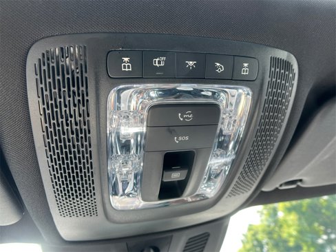 Certified 2024 Mercedes-Benz GLB 250 w/ Driver Assistance Package image 29