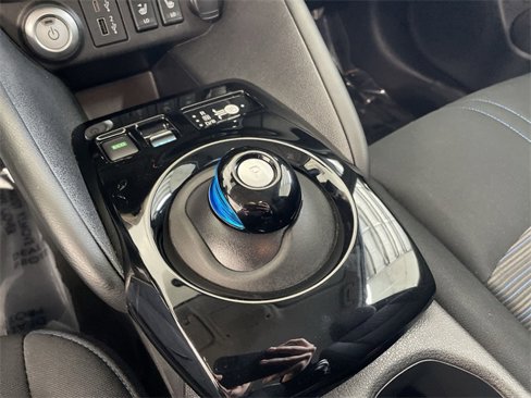 Certified 2024 Nissan Leaf SV Plus image 27