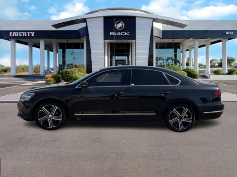 Used 2017 Volkswagen Passat 3.6 SE image 6