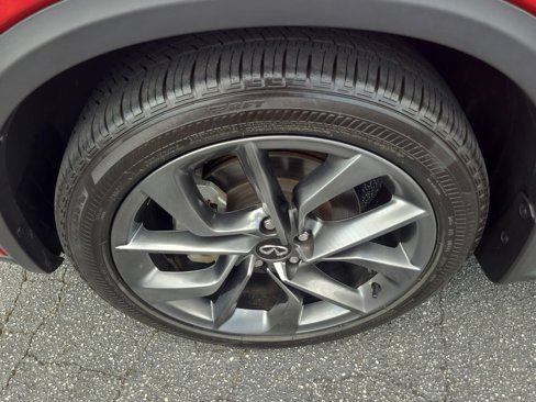 Used 2023 INFINITI QX50 Sensory image 10