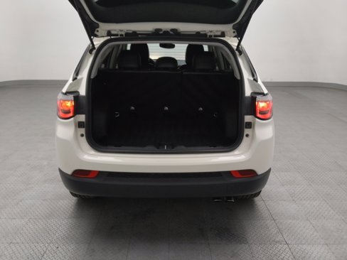 Used 2019 Jeep Compass Altitude image 29
