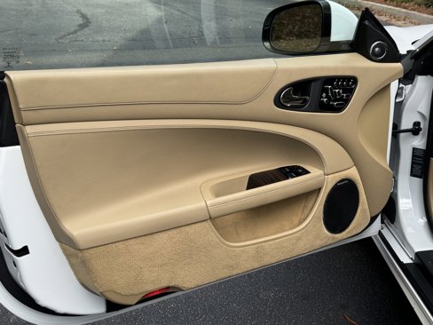 Used 2014 Jaguar XK Coupe image 23