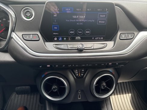 Used 2020 Chevrolet Blazer LT image 19