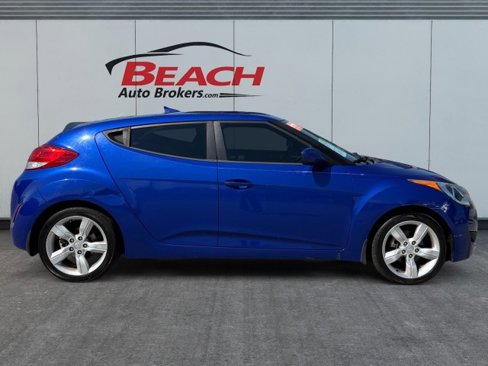 Used 2012 Hyundai Veloster image 5