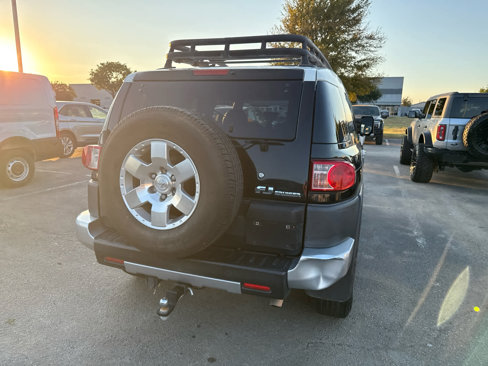 Used 2008 Toyota FJ Cruiser 2WD image 8