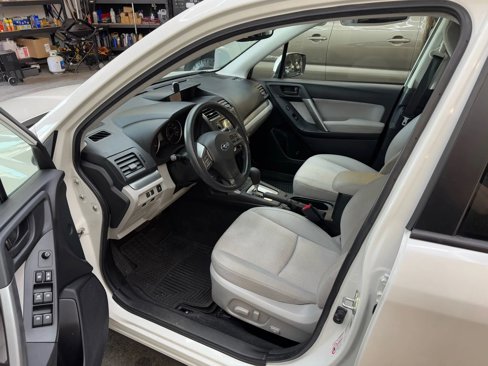 Used 2014 Subaru Forester 2.5i Premium w/ All-Weather Package image 11