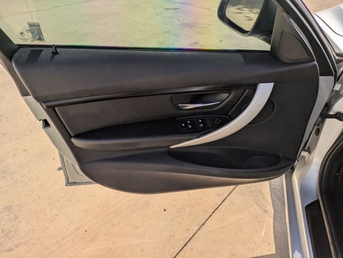 Used 2015 BMW 320i Sedan image 11