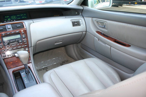 Used 2003 Toyota Avalon XLS image 18