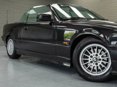 Used 1997 BMW 328i Convertible image 8