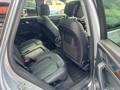 Used 2019 Audi Q5 2.0T Premium Plus image 22