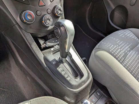 Used 2020 Chevrolet Sonic LT image 12