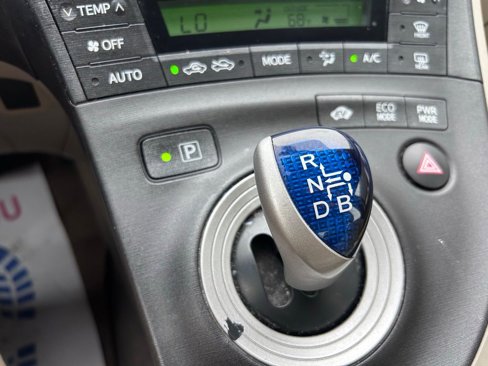 Used 2011 Toyota Prius Two image 21
