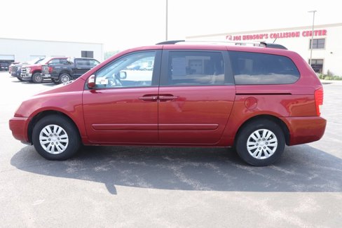 Used 2011 Kia Sedona LX image 7
