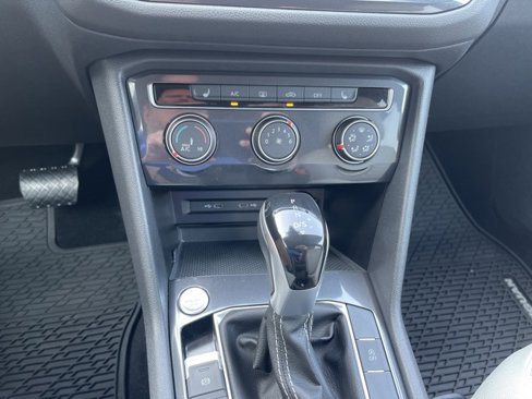 Certified 2024 Volkswagen Tiguan S image 22