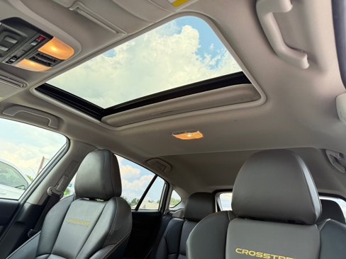 Used 2022 Subaru Crosstrek 2.5i Sport w/ Moonroof Package image 24