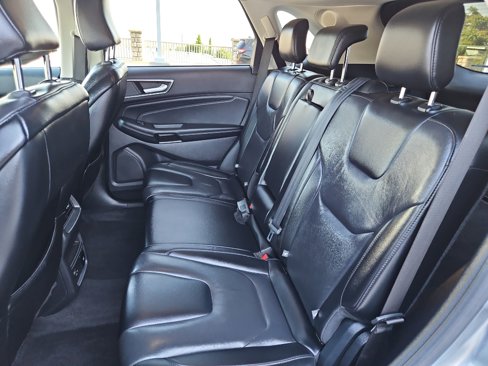 Used 2022 Ford Edge Titanium image 15