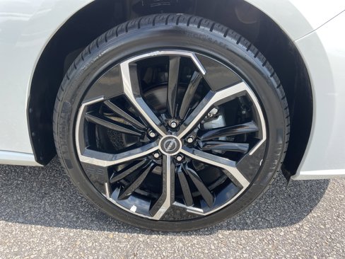 Used 2023 Nissan Altima 2.5 SR image 19