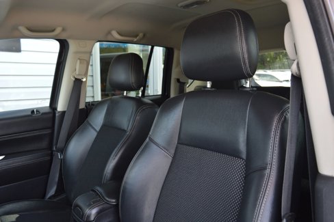 Used 2017 Jeep Compass Latitude image 11