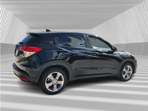 Certified 2022 Honda HR-V LX image 6