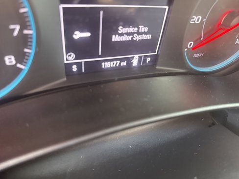 Used 2019 Chevrolet Equinox LS image 12