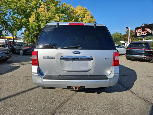 Used 2011 Ford Expedition XLT w/ HD Trailer Tow Pkg image 5