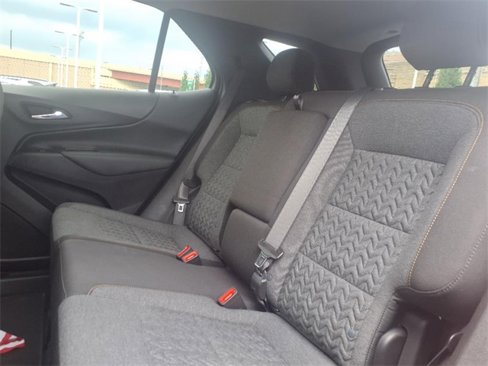 Used 2023 Chevrolet Equinox LT image 5