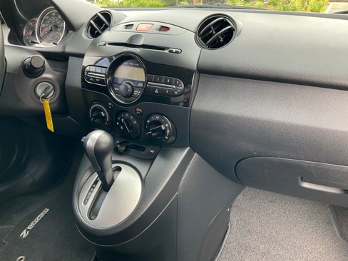 Used 2013 MAZDA MAZDA2 Touring image 64