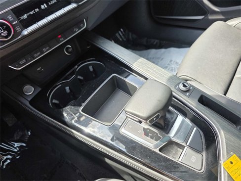 Used 2021 Audi A4 2.0T allroad Premium Plus w/ Premium Plus Package image 16