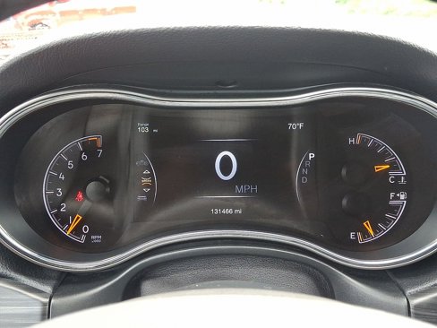 Used 2021 Jeep Grand Cherokee Laredo image 19