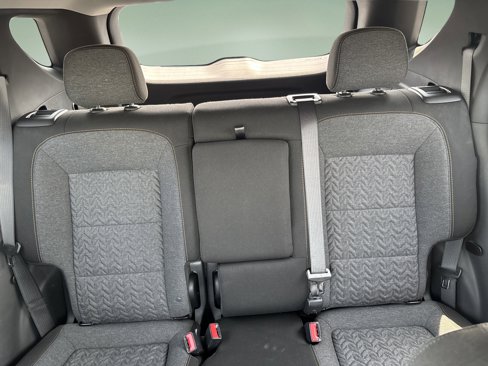 Used 2023 Chevrolet Equinox LT image 9