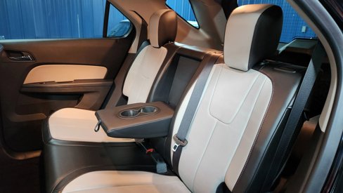 Used 2016 Chevrolet Equinox LTZ w/ Enhanced Convenience Package image 18